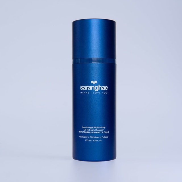 Nourishing and Moisturizing Oil + Foam Cleanser